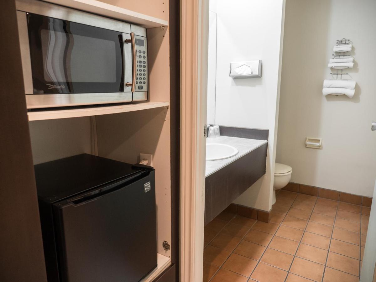 Motel Classique Joliette Εξωτερικό φωτογραφία